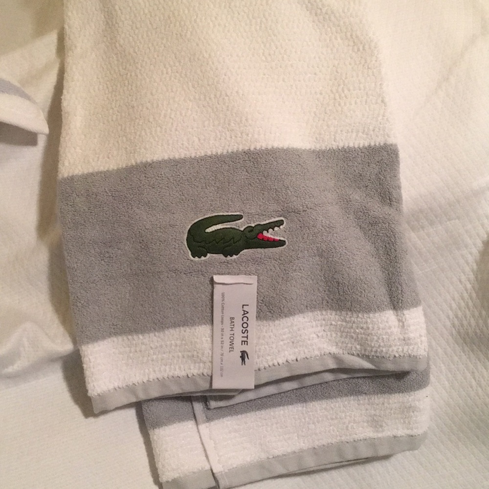 Lacoste Bath towel New! Firm Price!